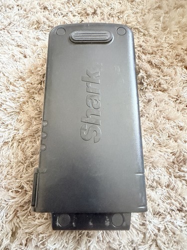Shark cordless vacuum - ,